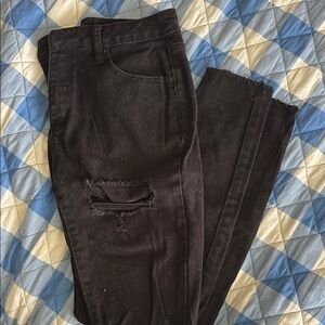 Black Distressed Jeans